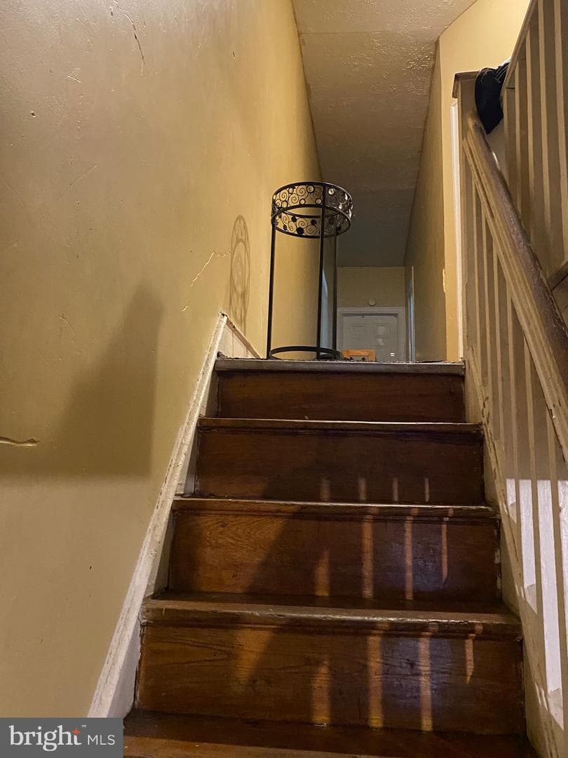 5336 Race Street photo 12