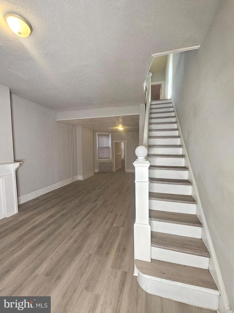 5843 Race Street photo 12