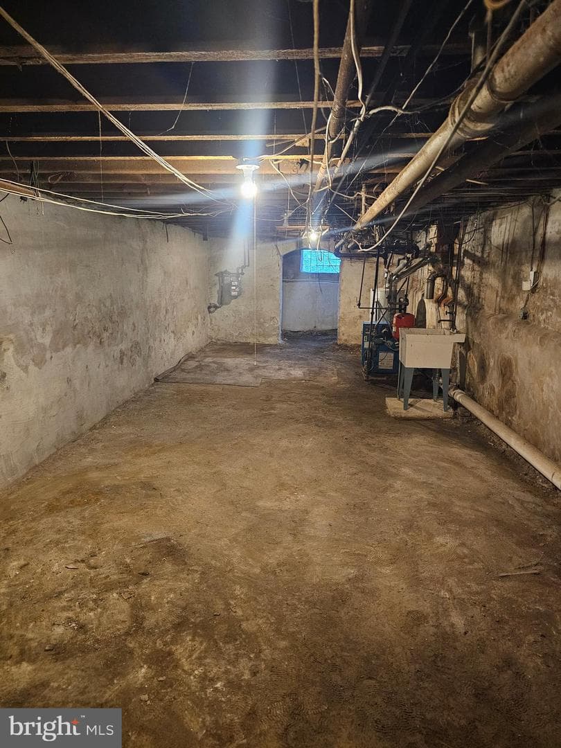 5843 Race Street photo 31
