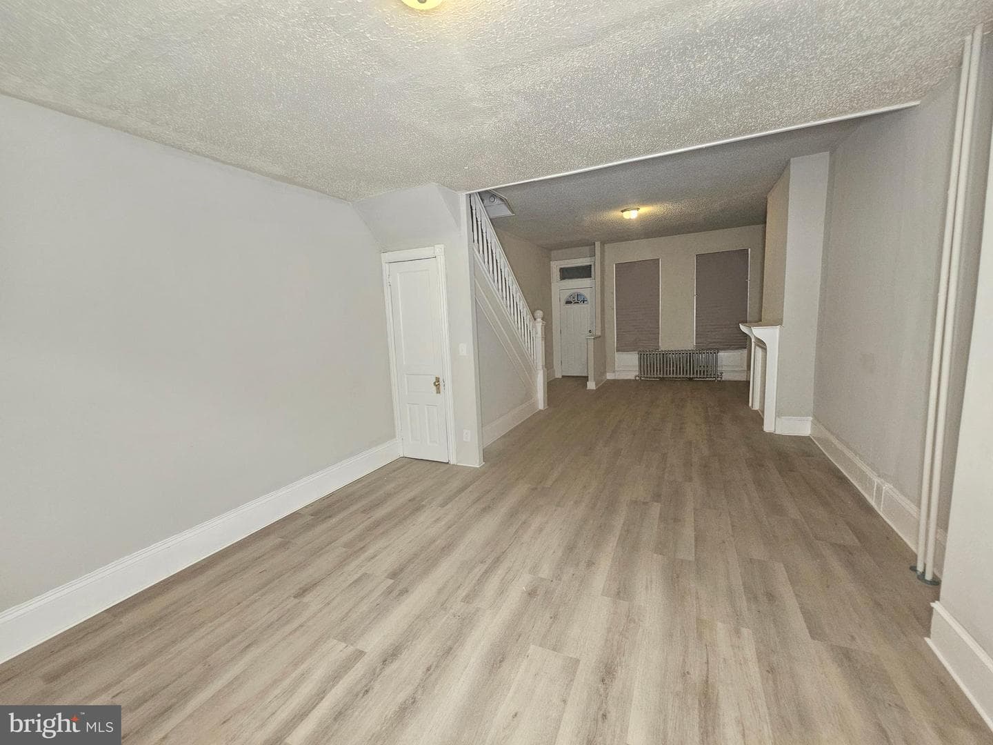 5843 Race Street photo 8
