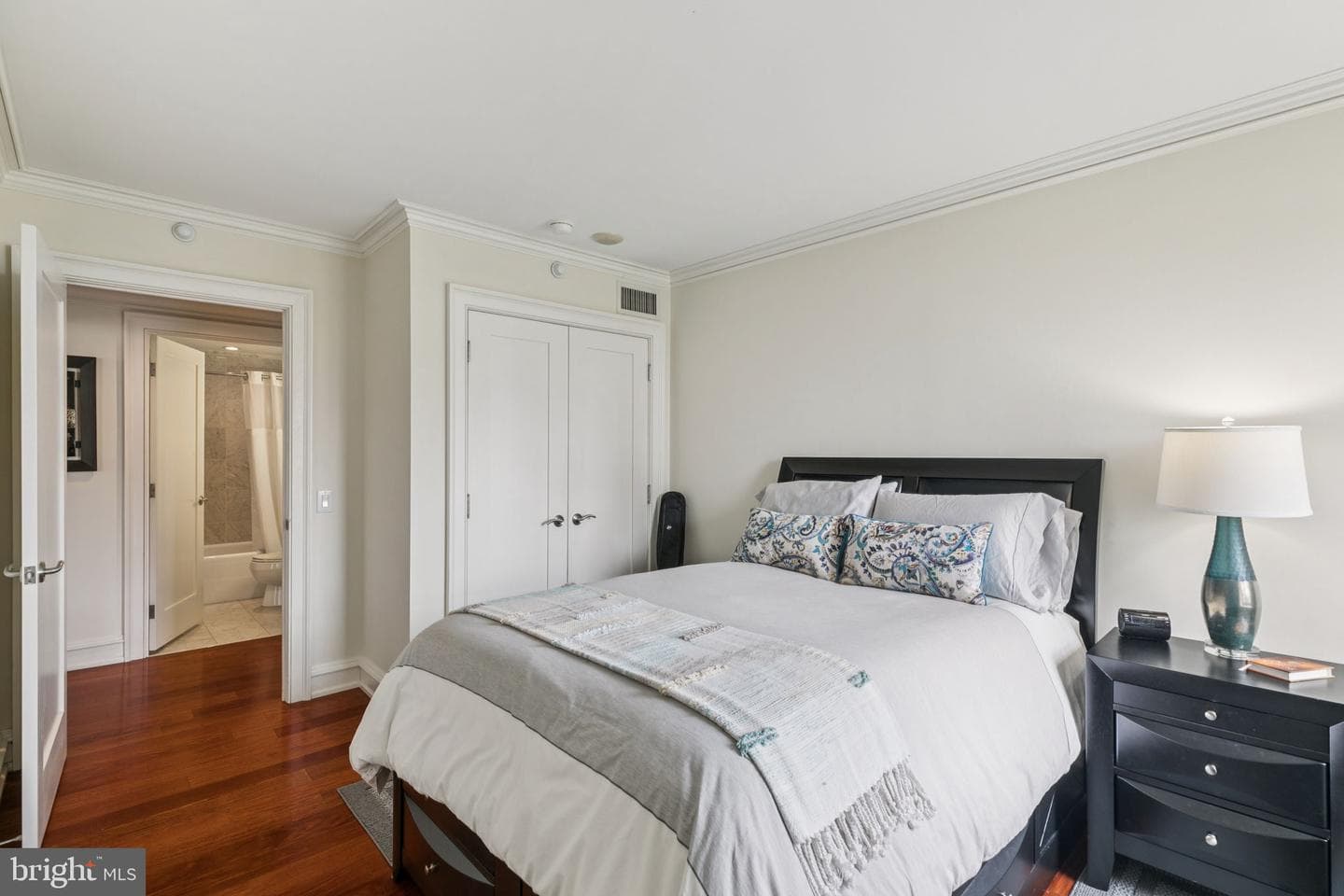 219 S 18th Street #1506 photo 17