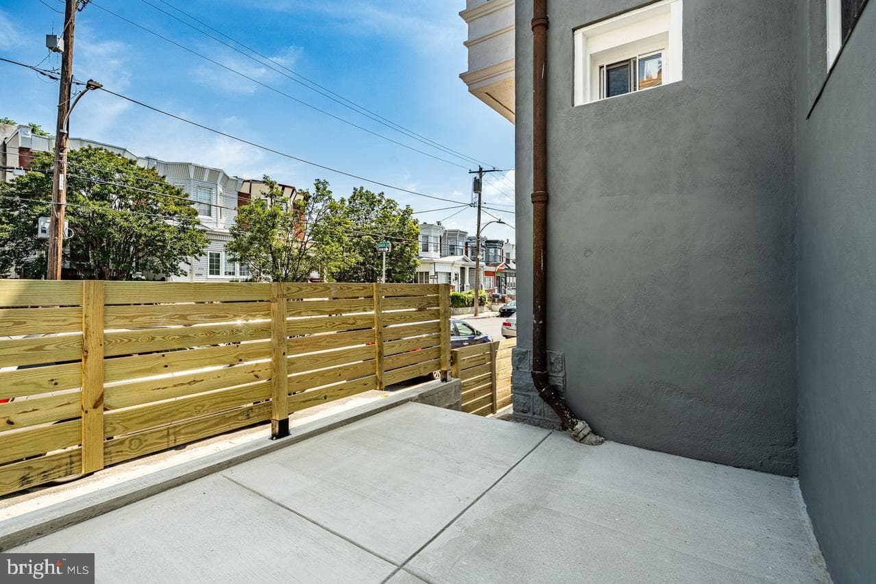 800 S Cecil Street photo 33