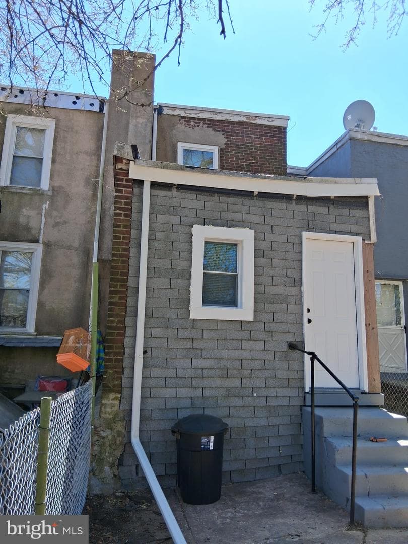 2029 Eastburn Avenue photo 19
