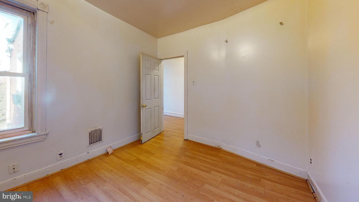 2109 S 66th Street photo 29