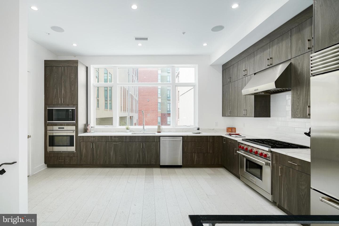 142r S Front Street, Philadelphia