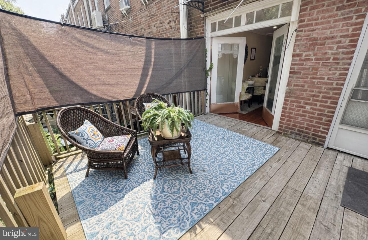 60 E Durham photo 26