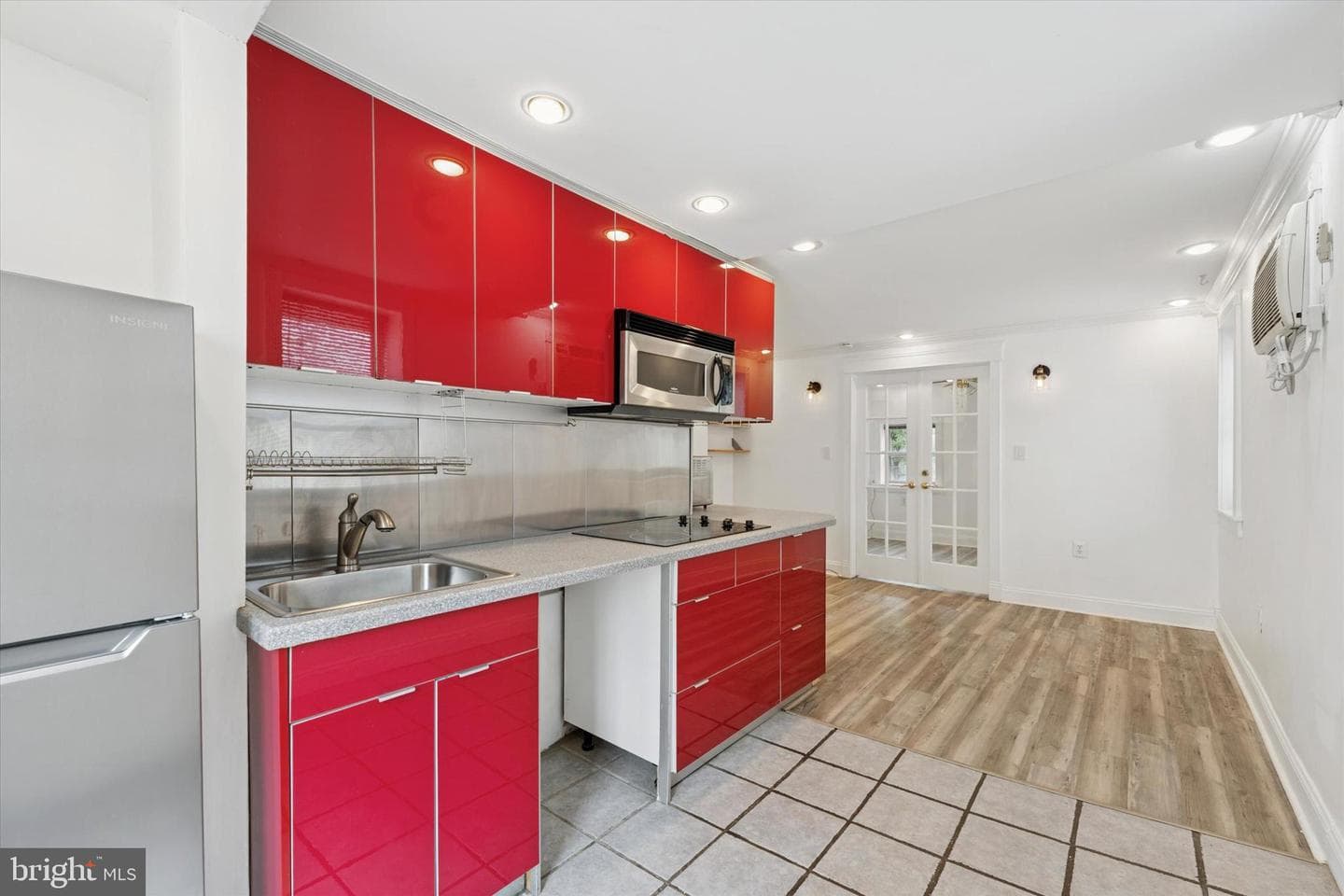 2621 Sepviva Street photo 13