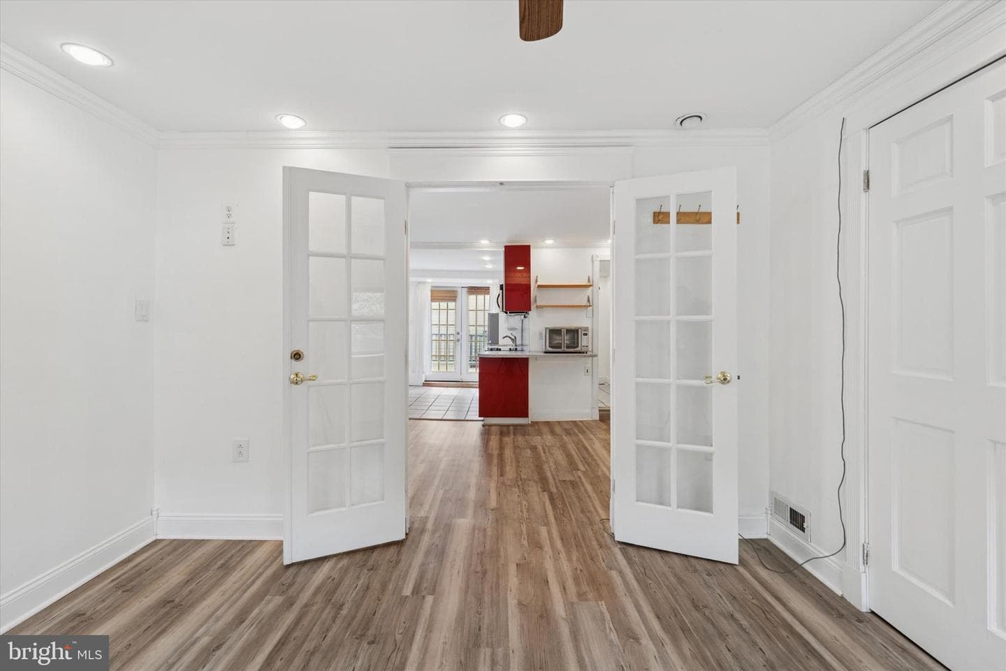 2621 Sepviva Street photo 19