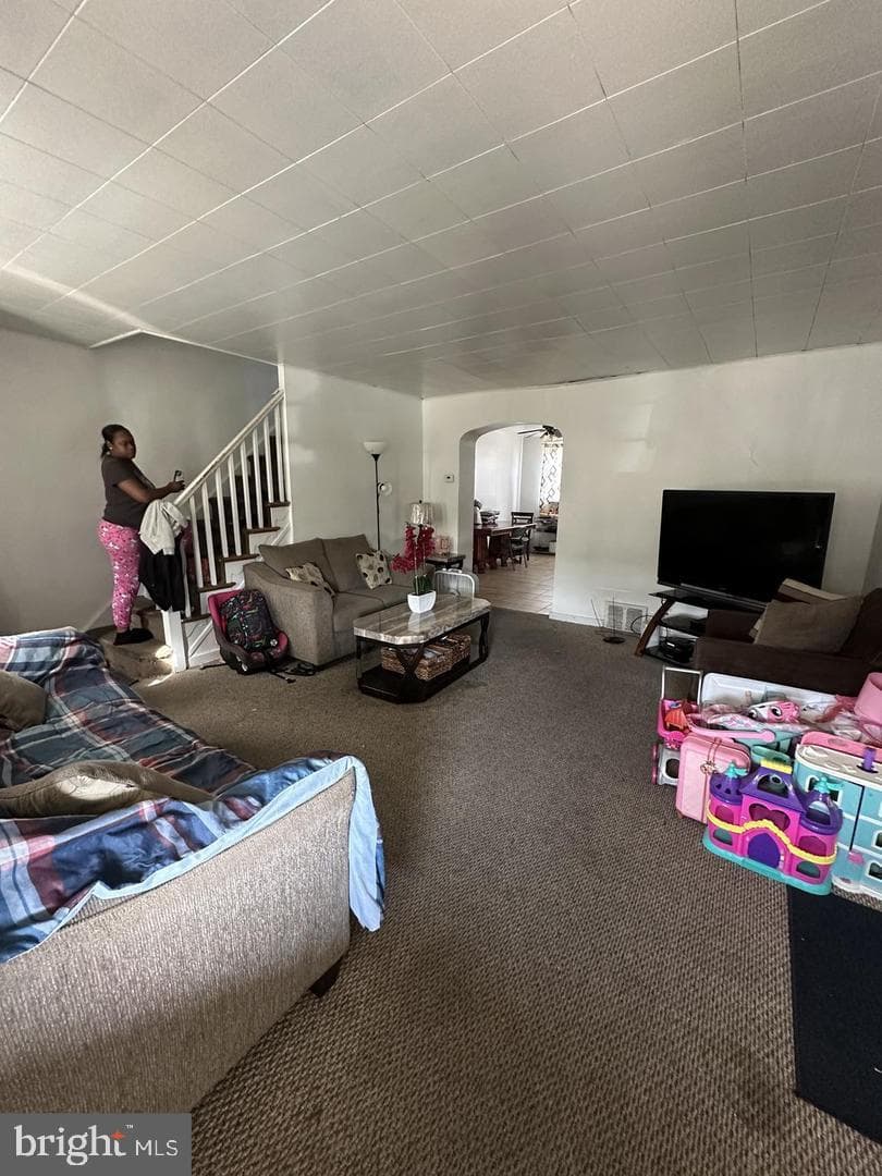 7249 Rupert Street photo 3