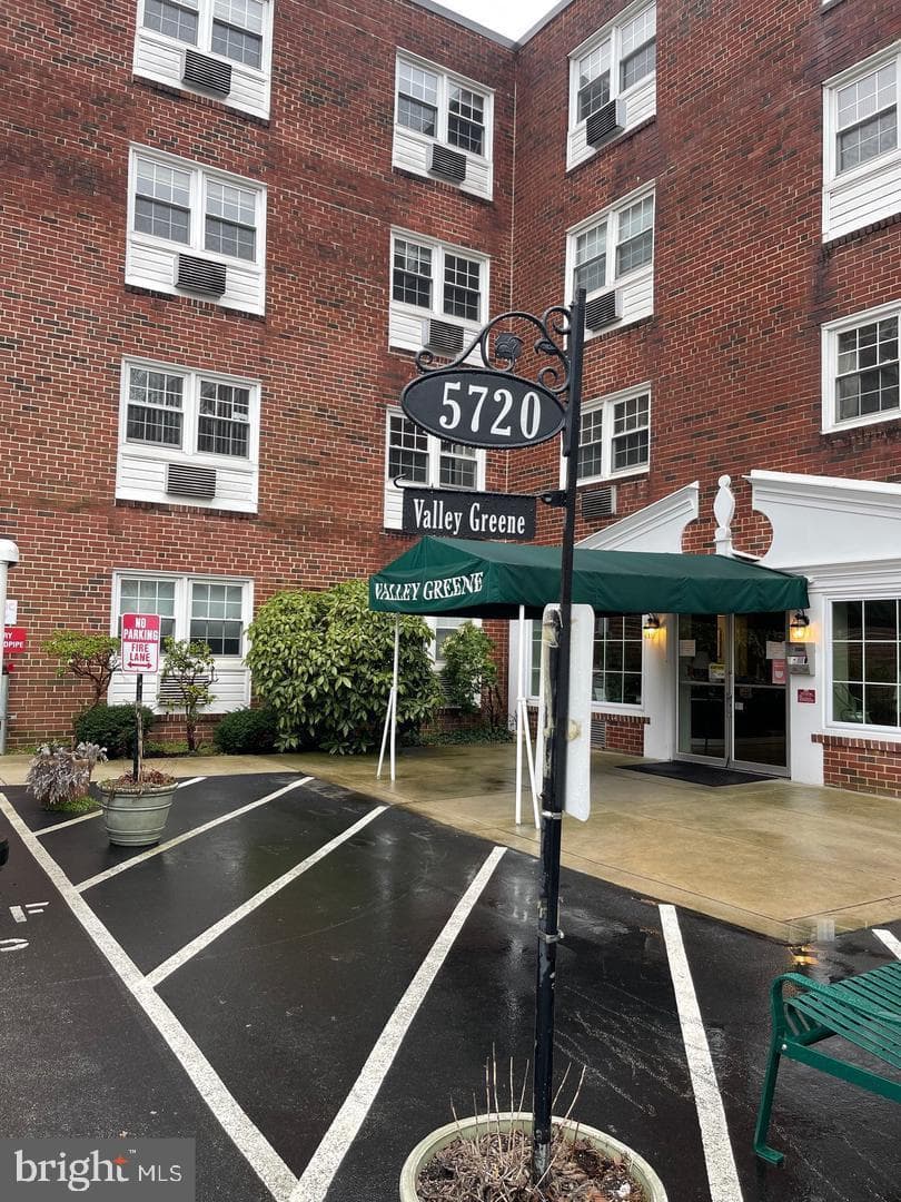 5720 Wissahickon Avenue #b-18, Philadelphia