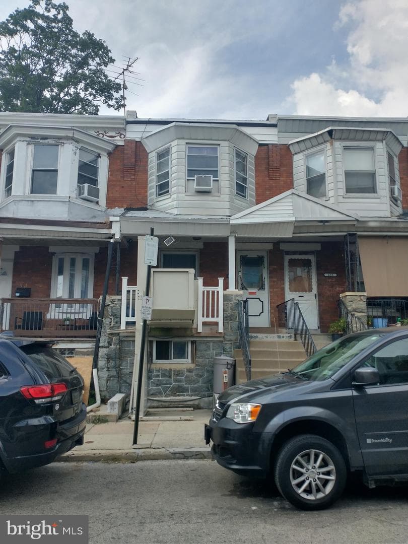 426 N Horton Street photo 18