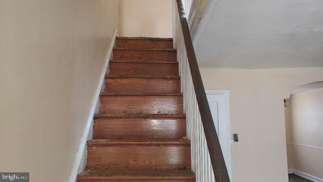 5534 Windsor Avenue photo 9