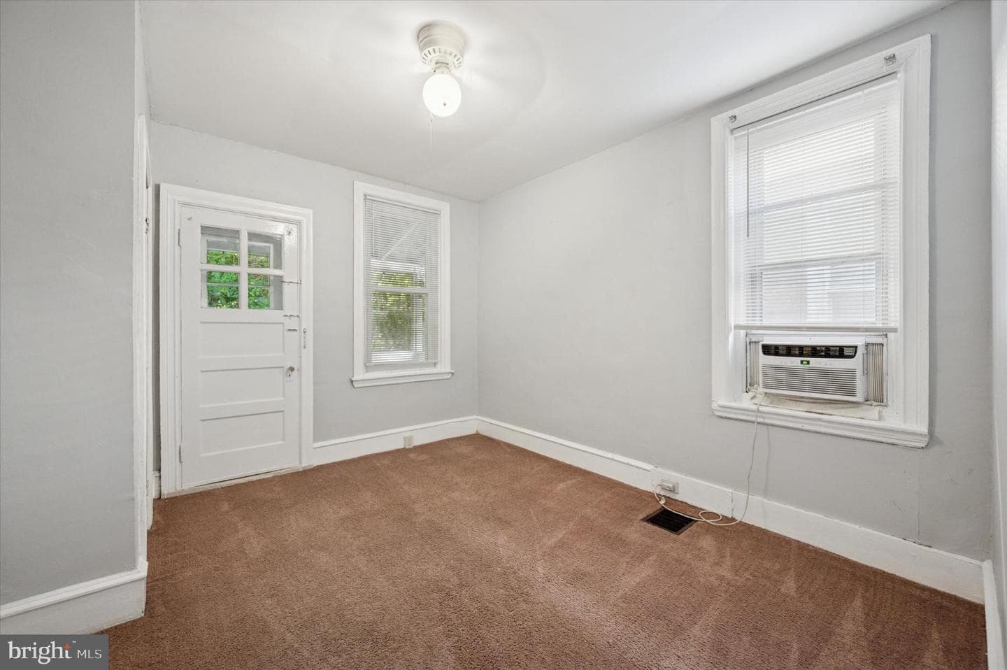 4817 Ridge Avenue photo 27