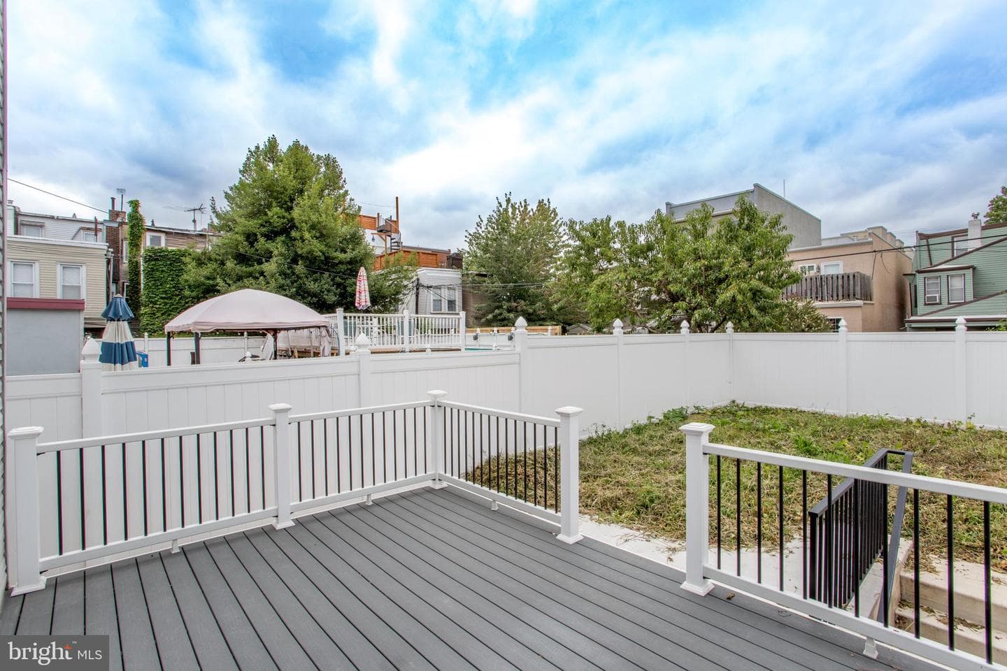1214 E Fletcher Street photo 70