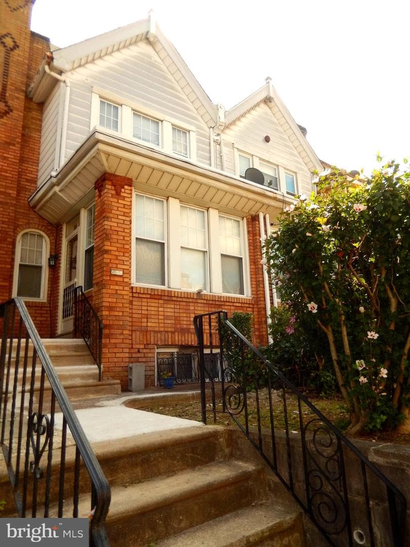6453 N Smedley Street, Philadelphia