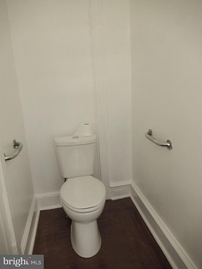 6453 N Smedley Street photo 28