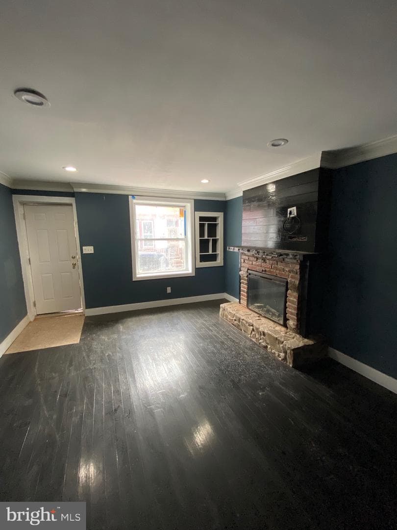 2550 N Gratz Street photo 3