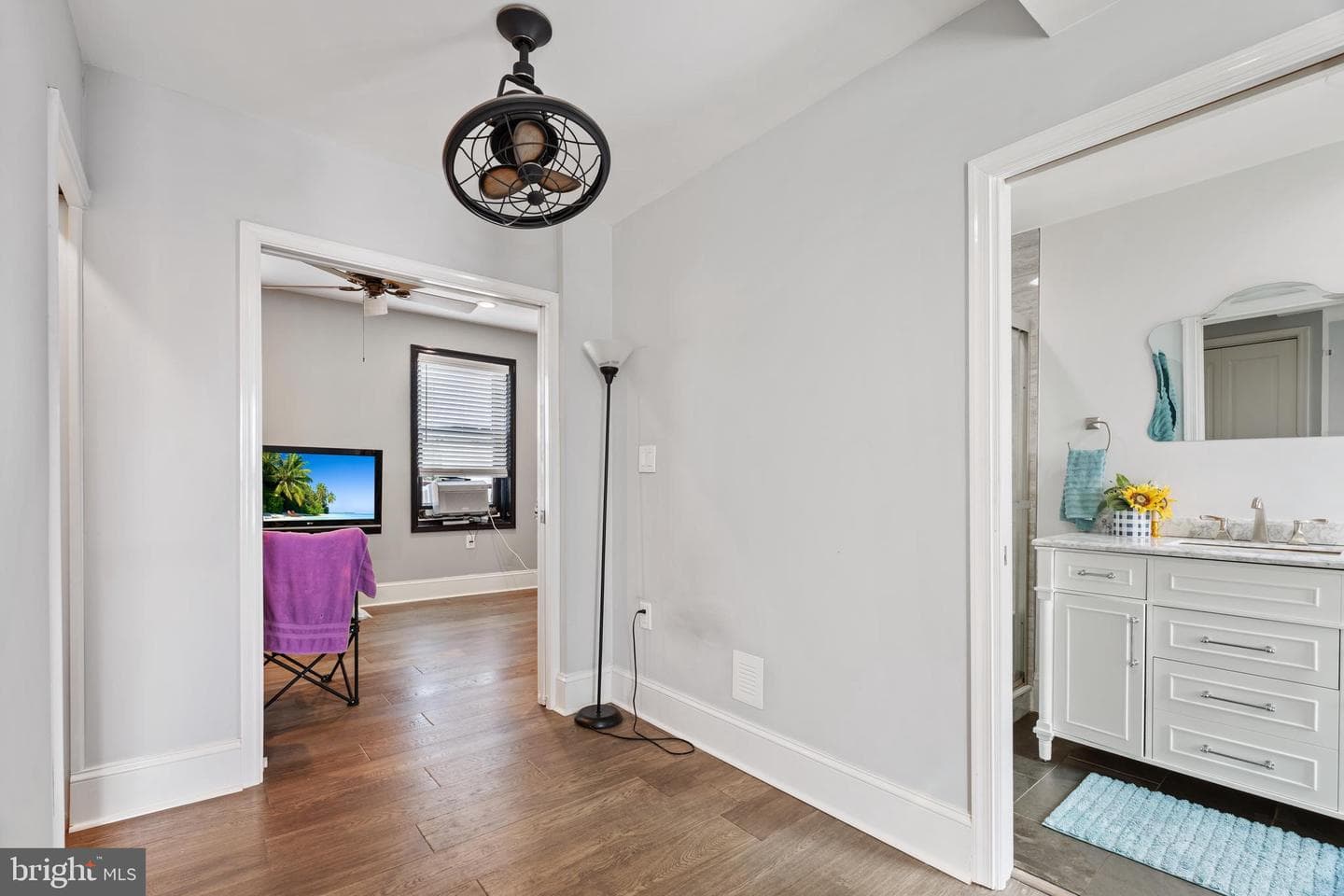 3033 Richmond Street photo 17