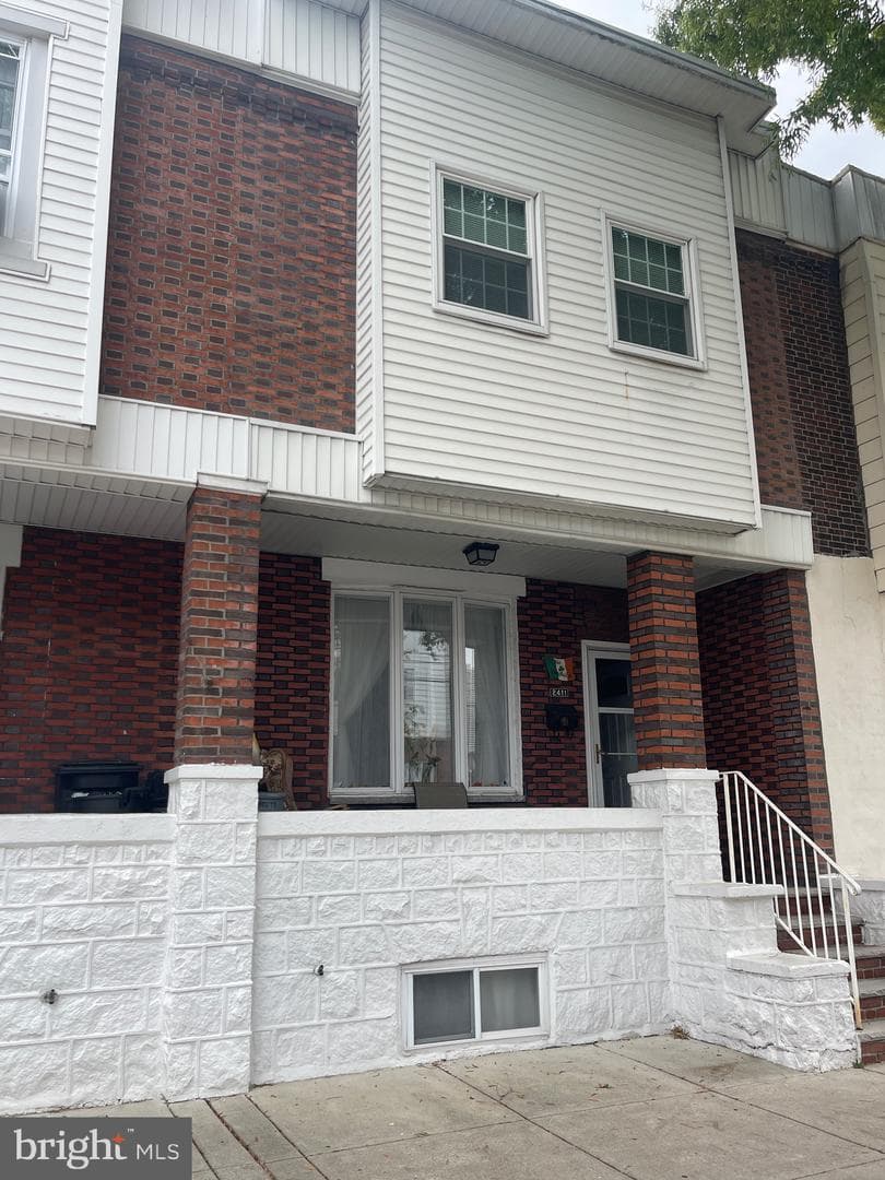 2411 S 4th Street