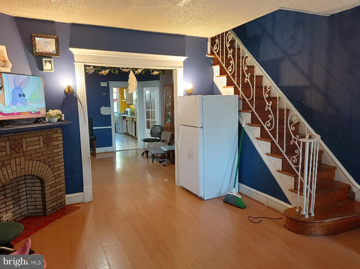 3427 Cottman Avenue photo 4