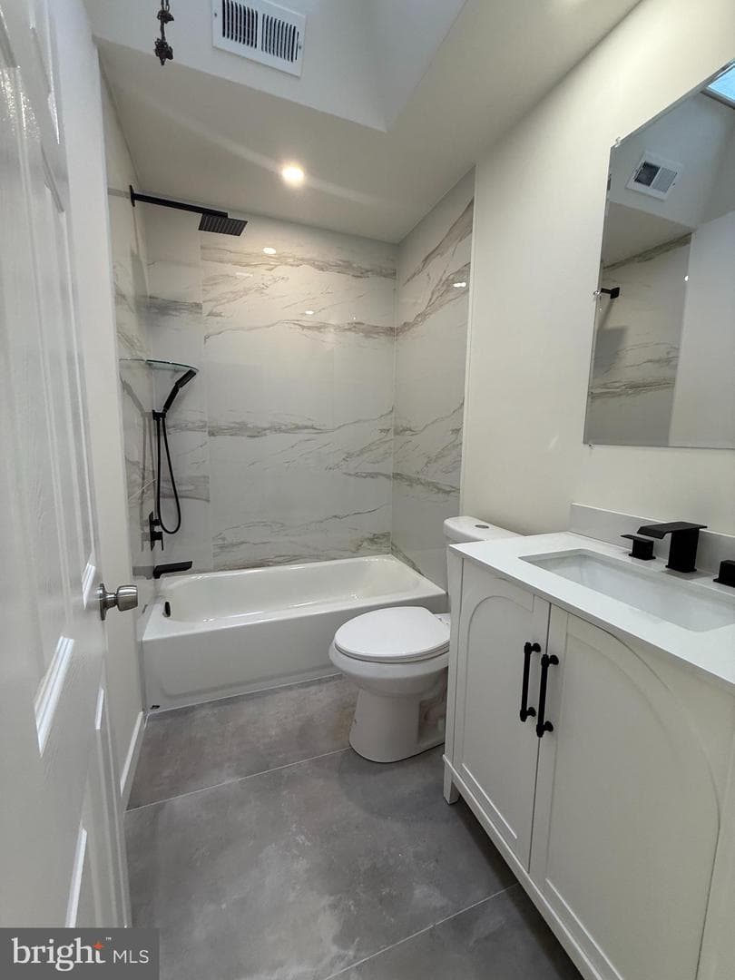 133 W Godfrey Avenue photo 12