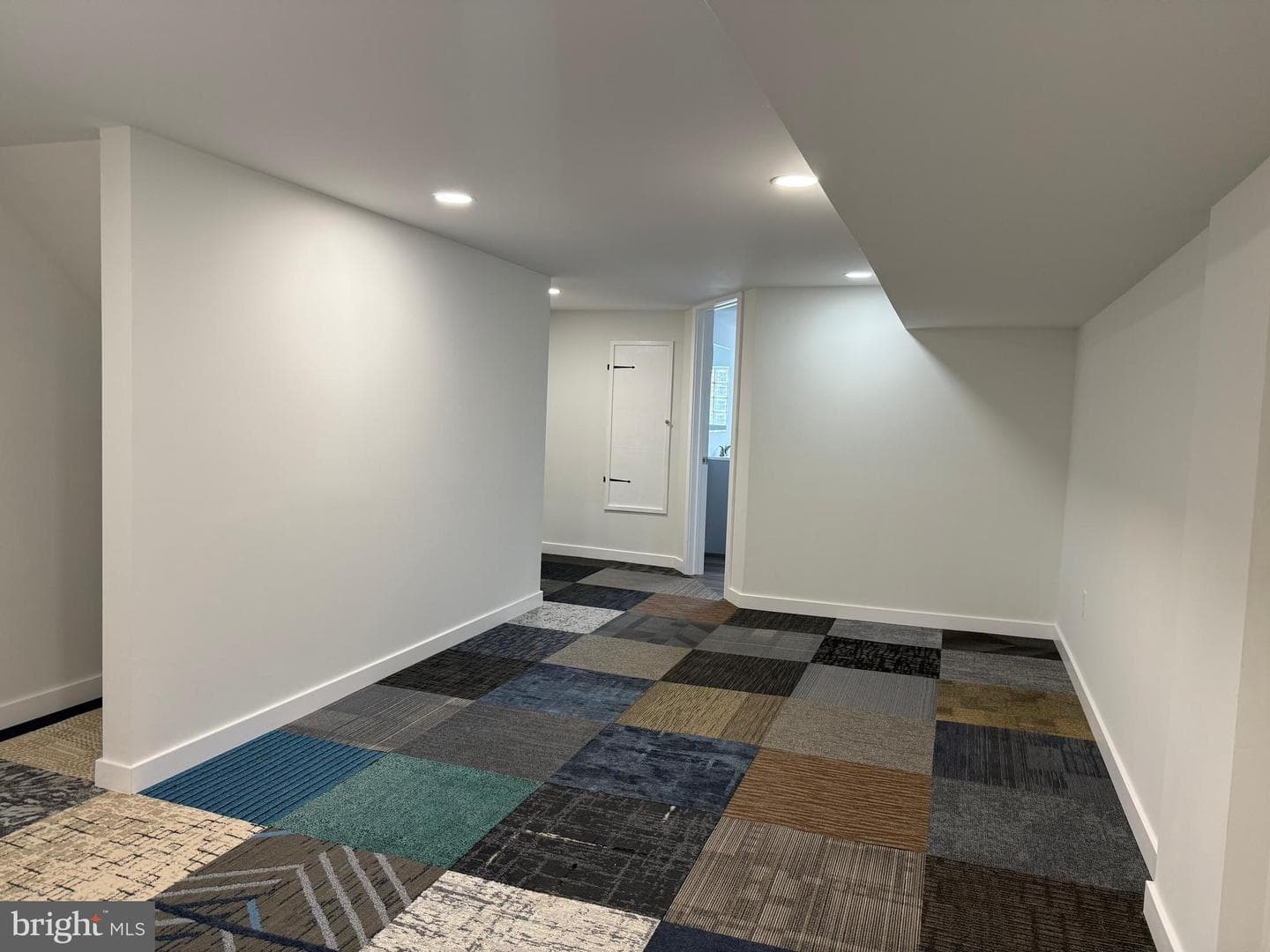 133 W Godfrey Avenue photo 24