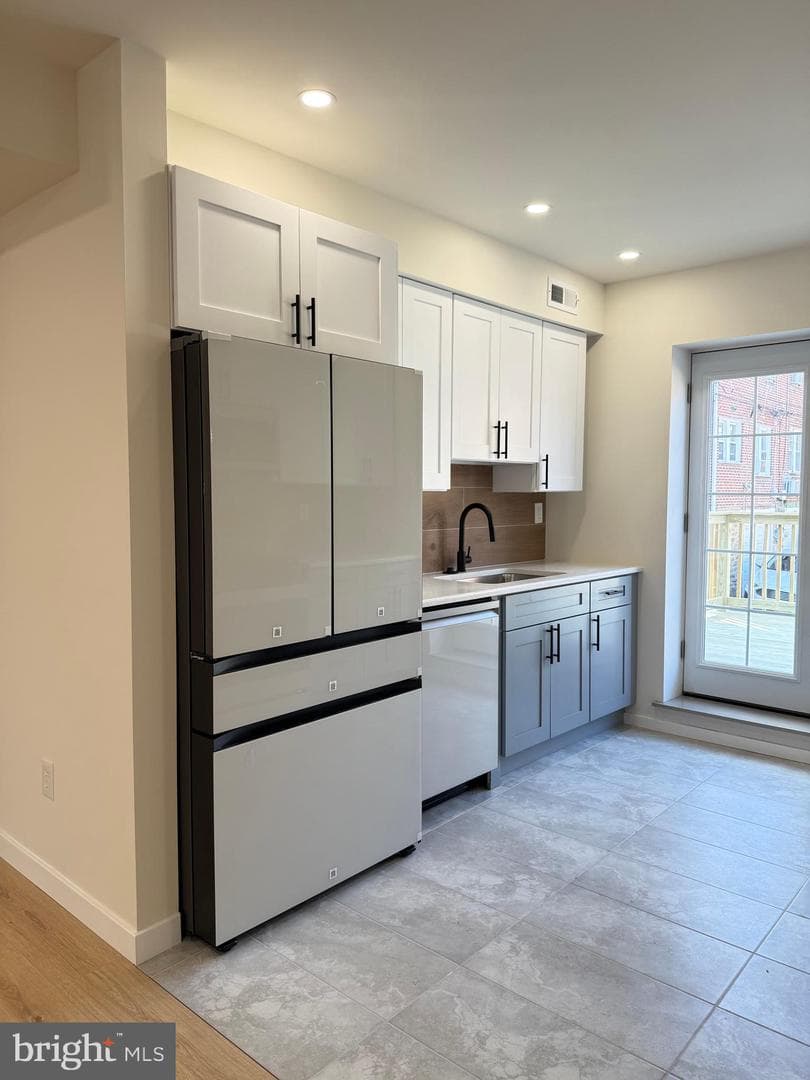 133 W Godfrey Avenue photo 8
