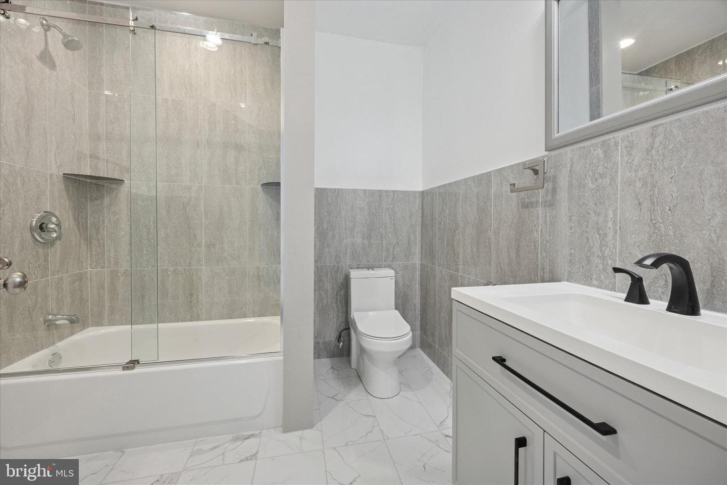 1406 S 28th Street photo 11