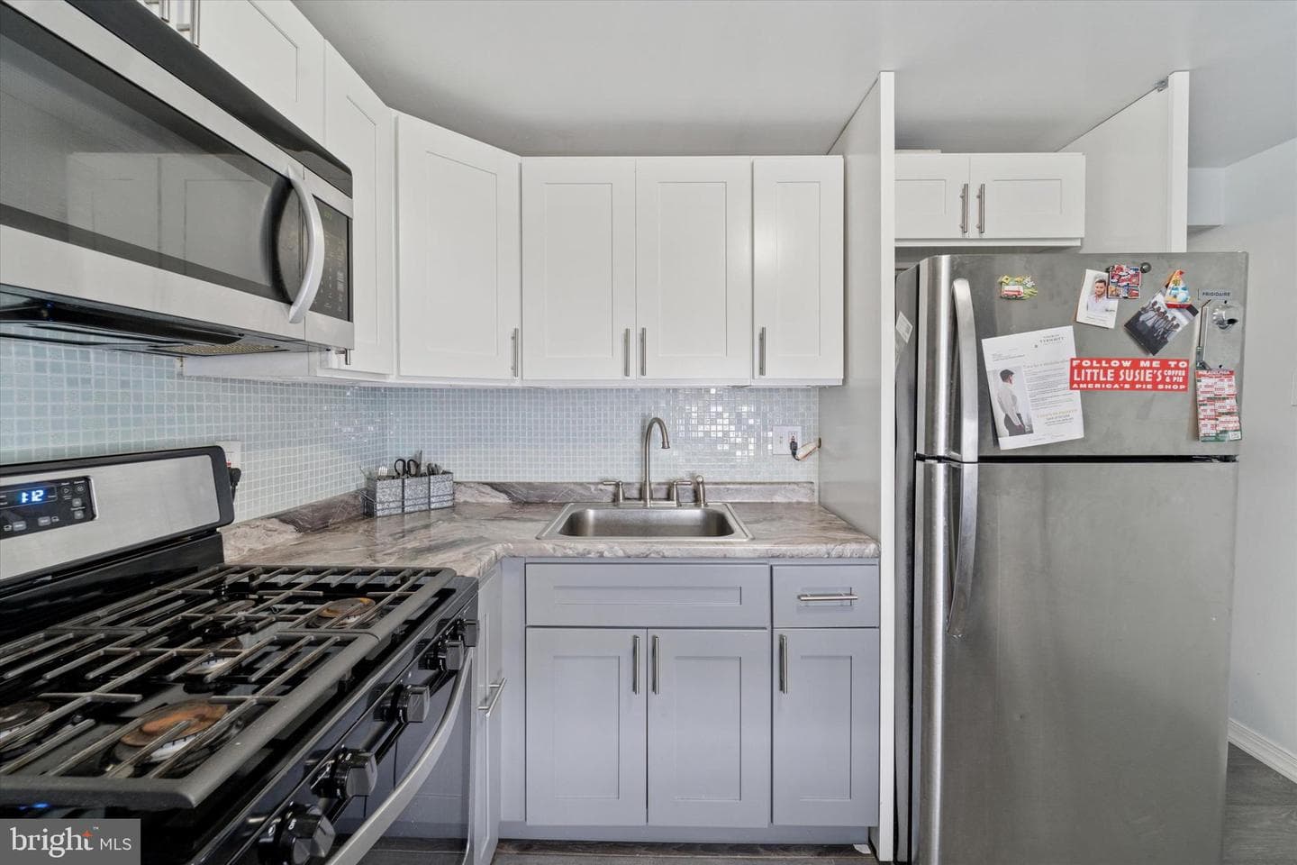 3228 Tilton Street photo 12