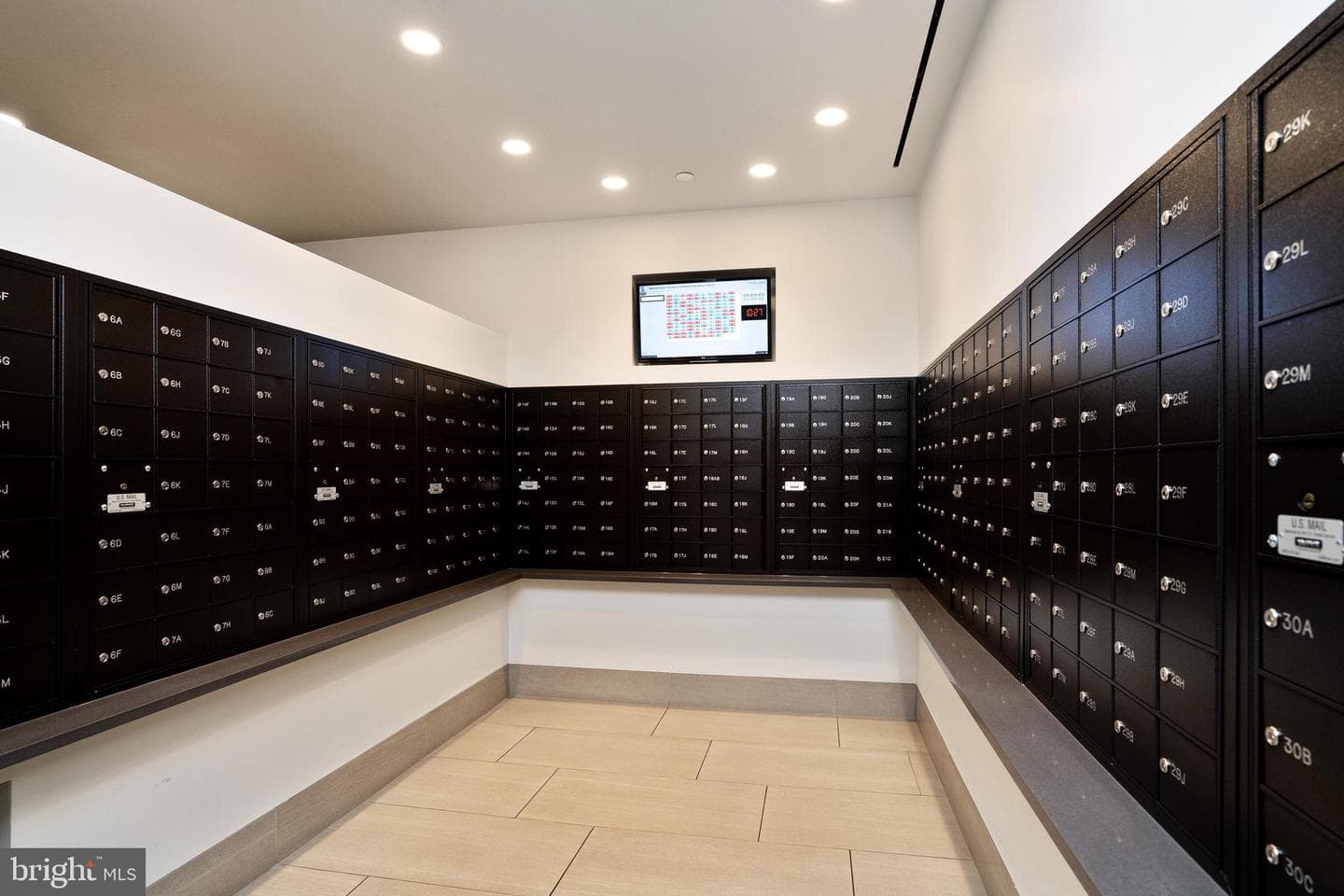 2020 Walnut Street #8k photo 16