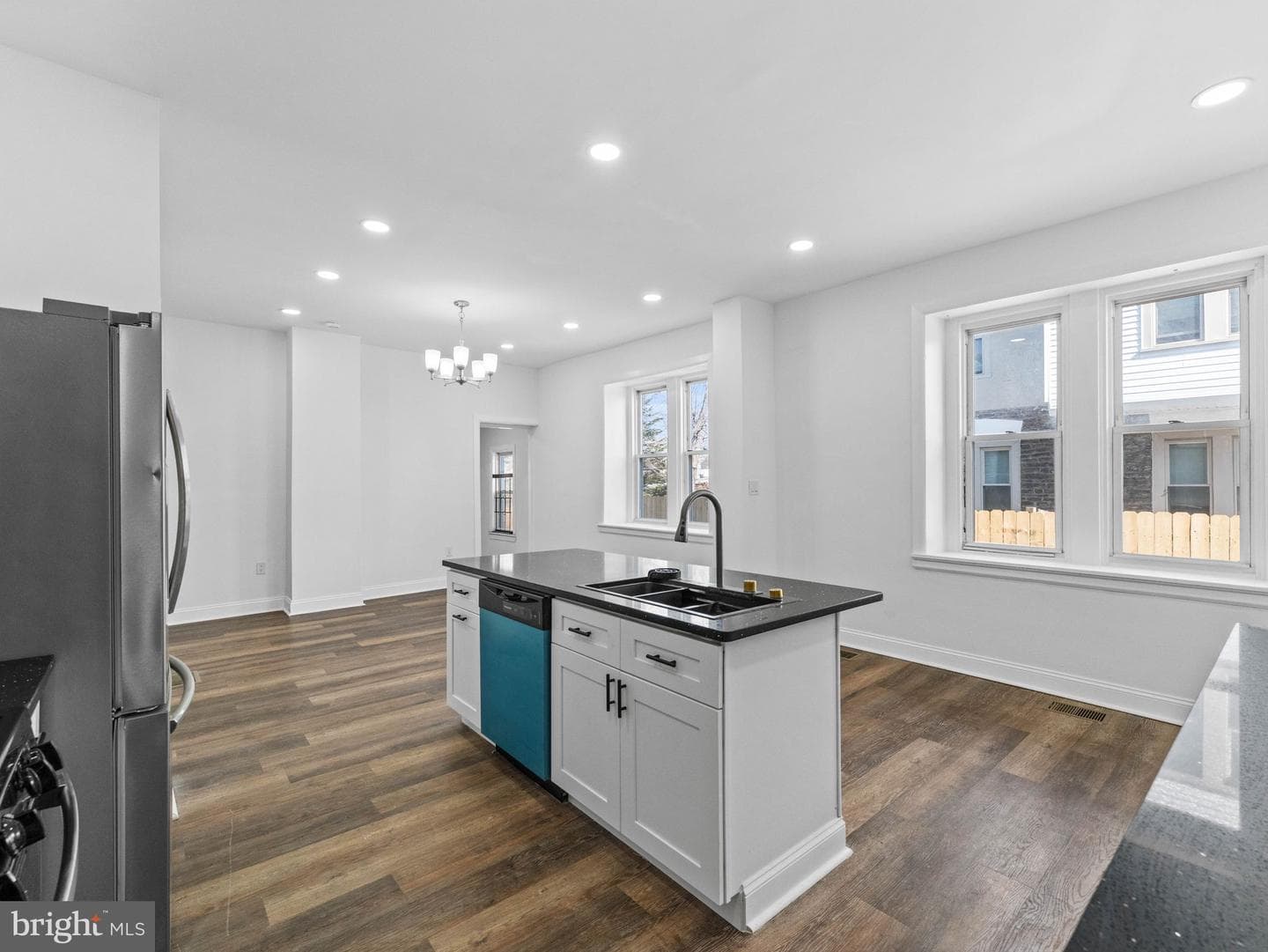413 E High Street photo 13