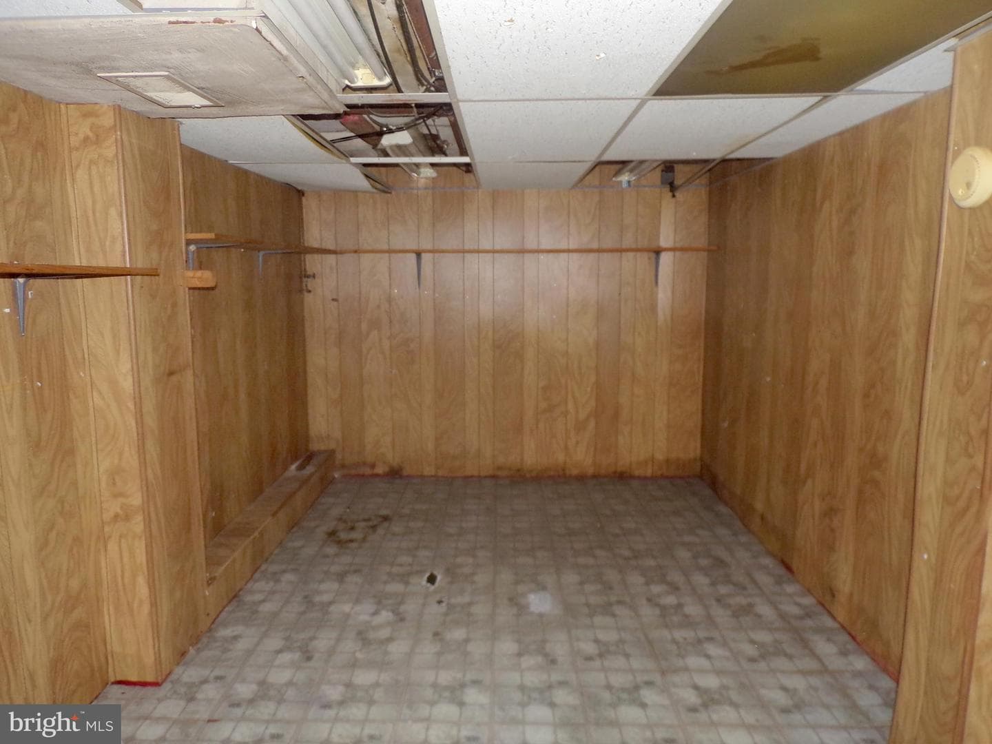 147 E Fariston Drive photo 17