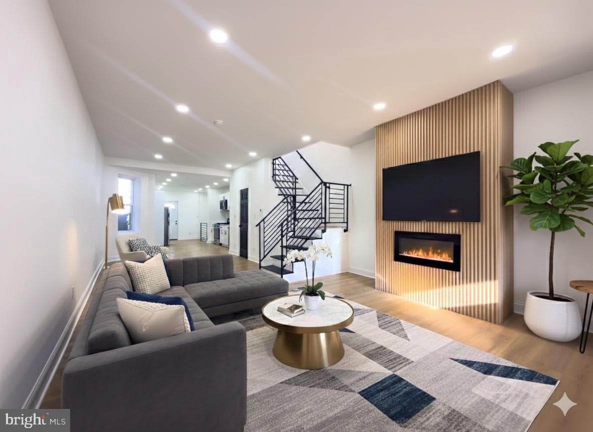 5237 Greenway Avenue, Philadelphia