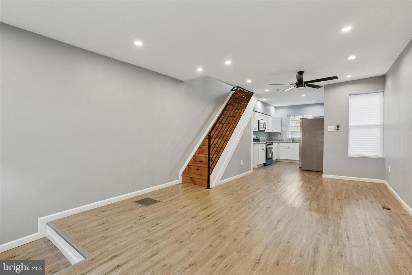 1648 S Bailey Street photo 3
