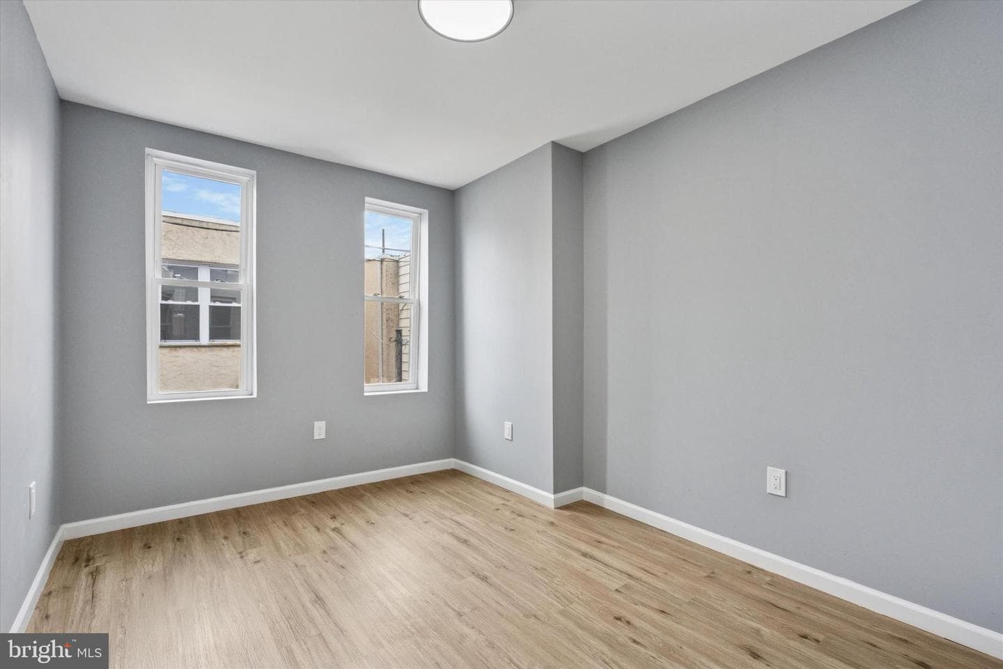 1648 S Bailey Street photo 9