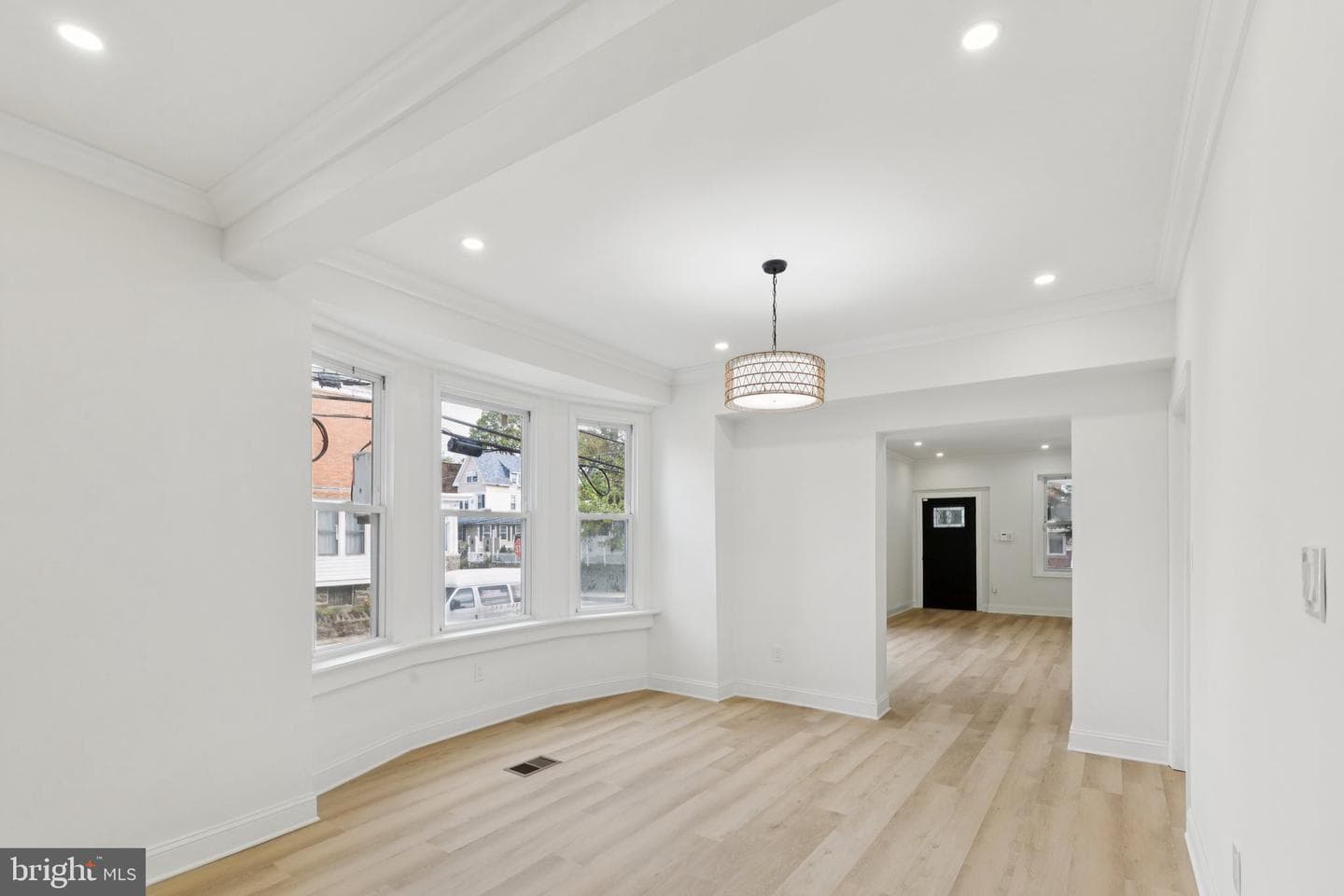 137 W Manheim Street photo 13
