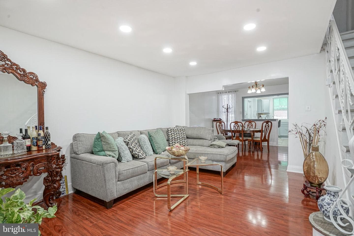 4150 Maywood Street photo 8