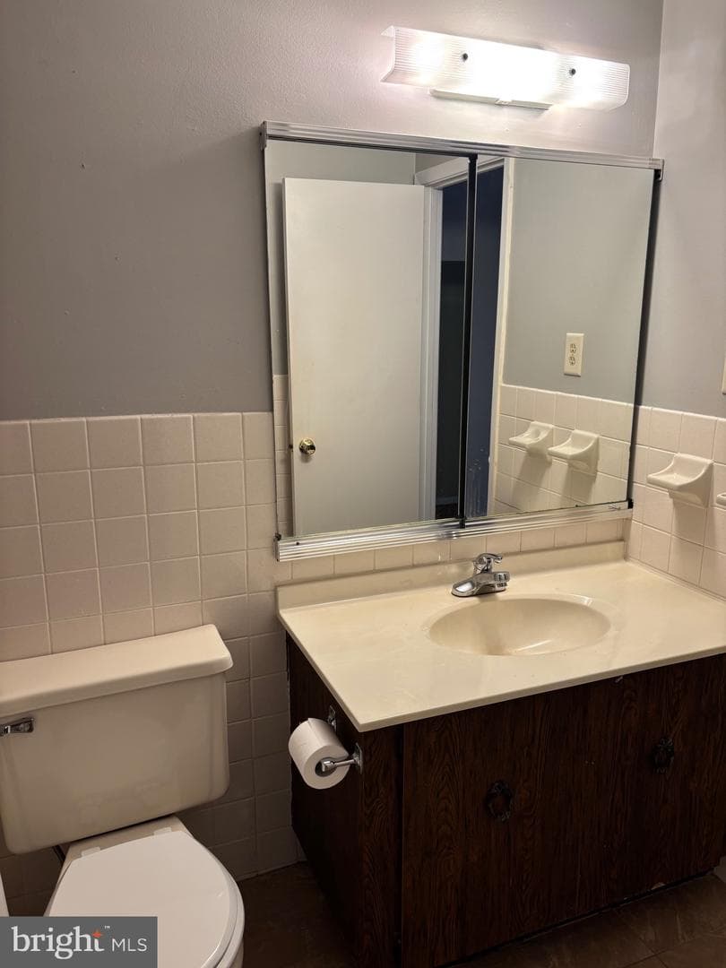550 Arnold Street photo 20