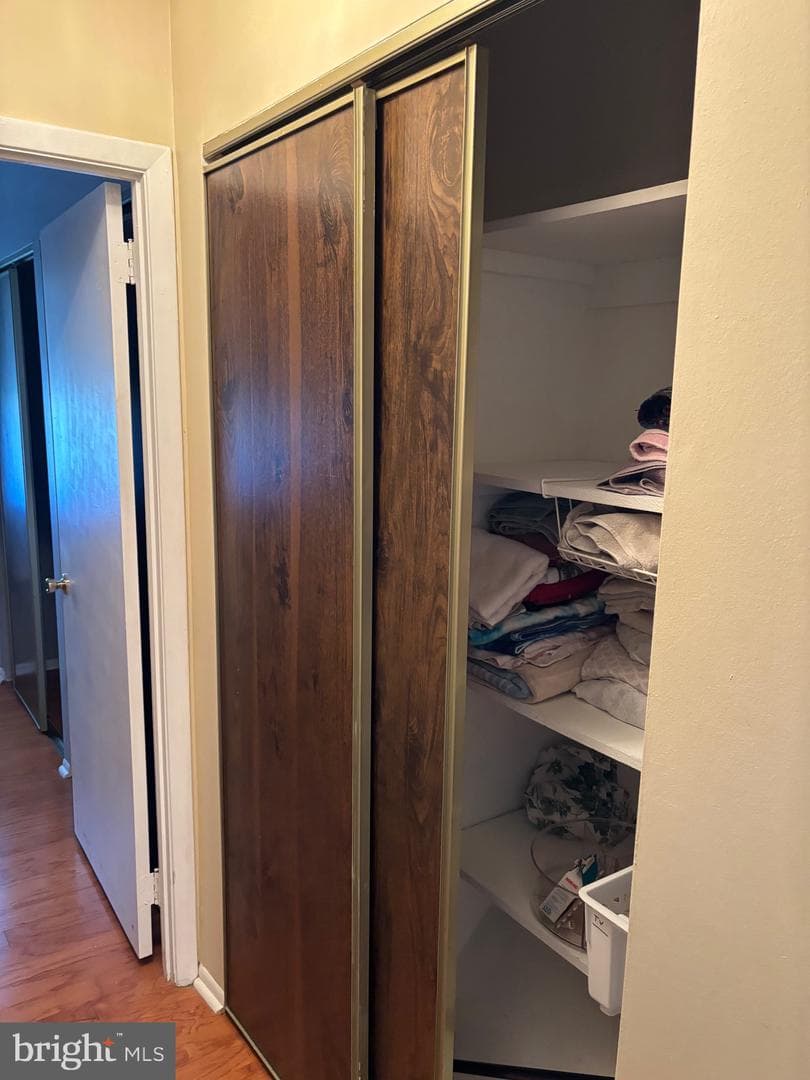 550 Arnold Street photo 22