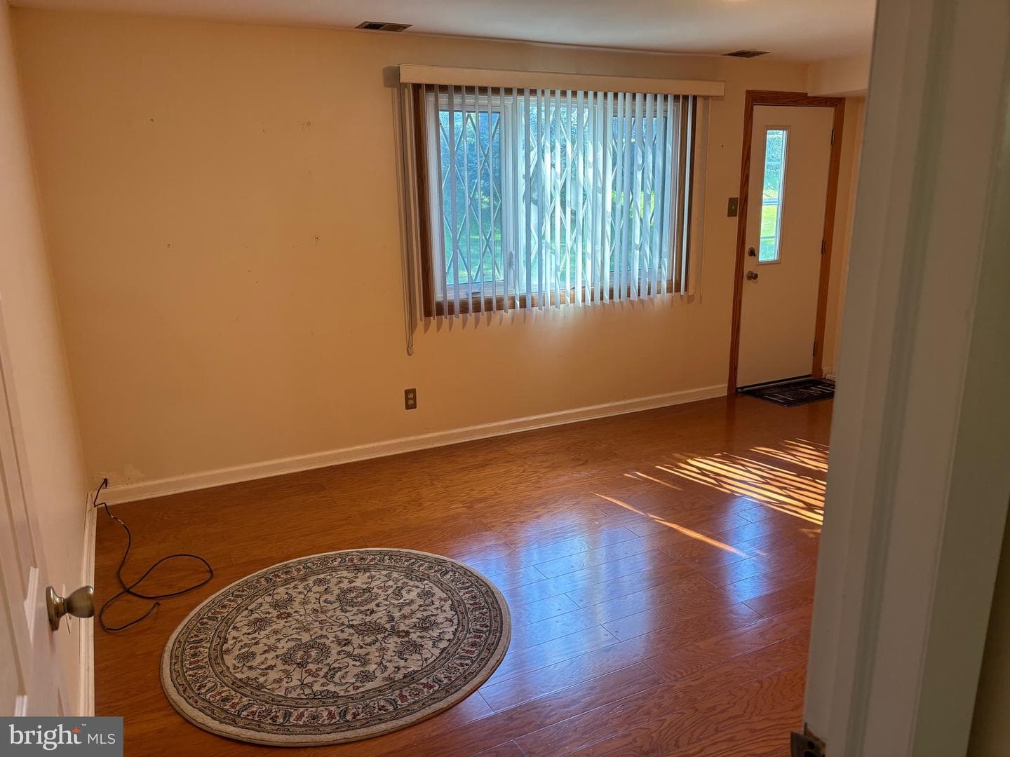 550 Arnold Street photo 32