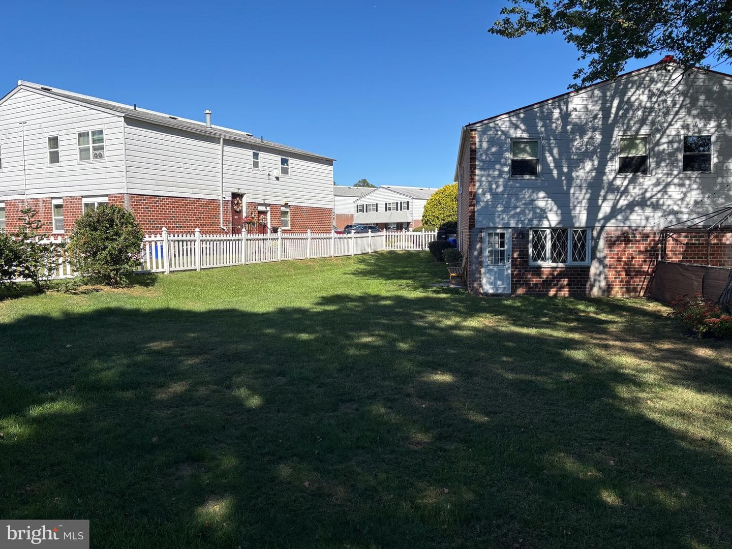 550 Arnold Street photo 60