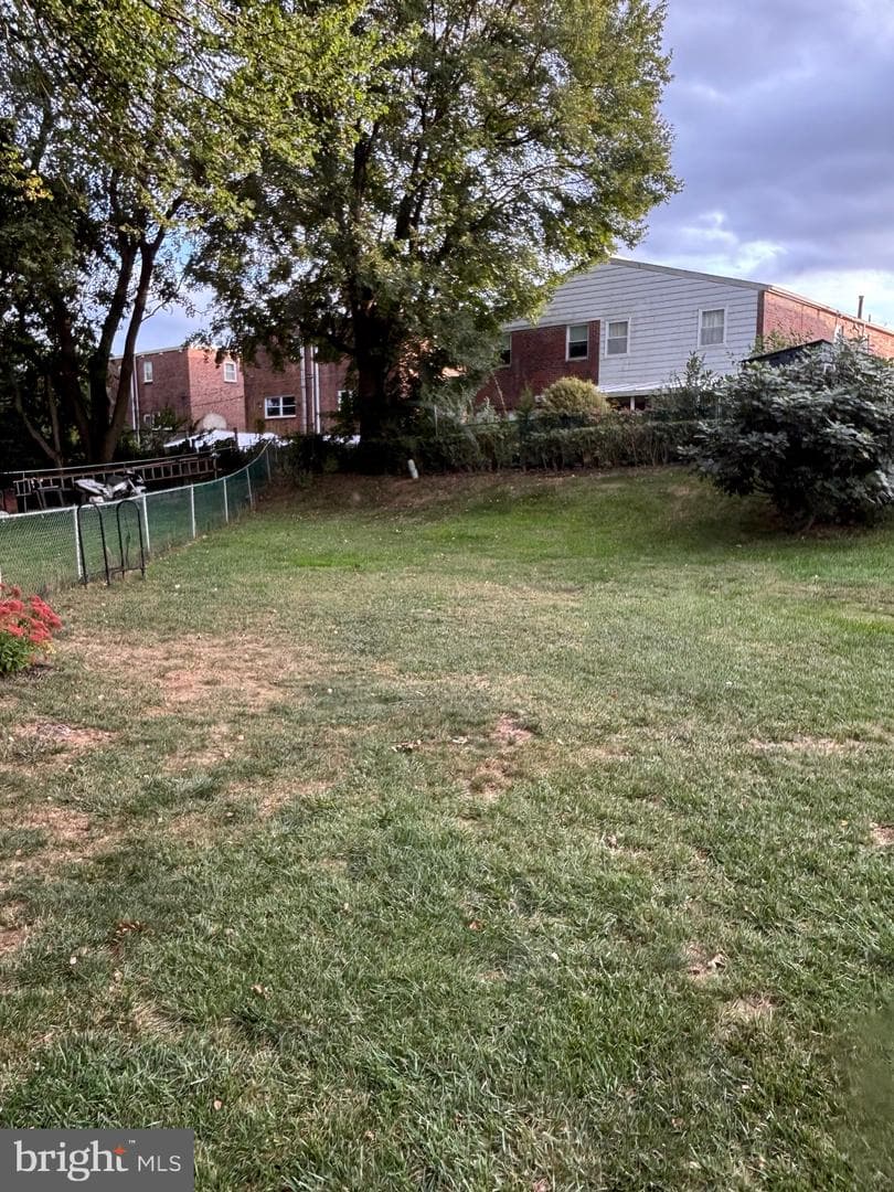 550 Arnold Street photo 62
