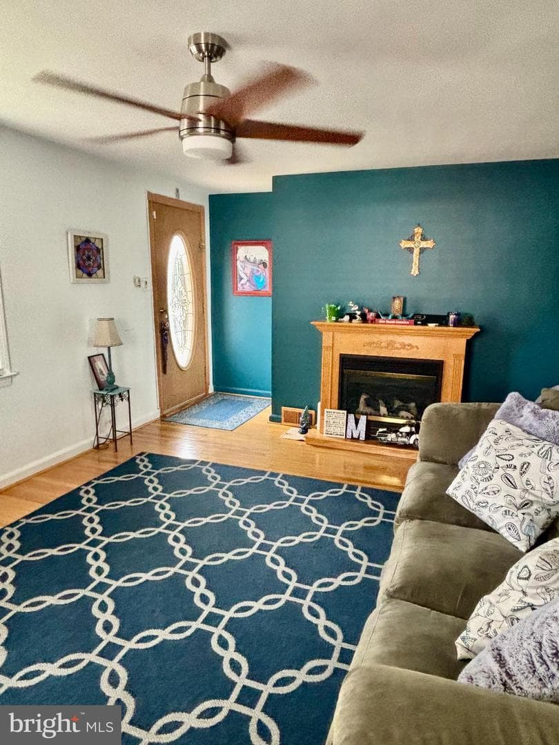 8012 Lawndale Avenue photo 10