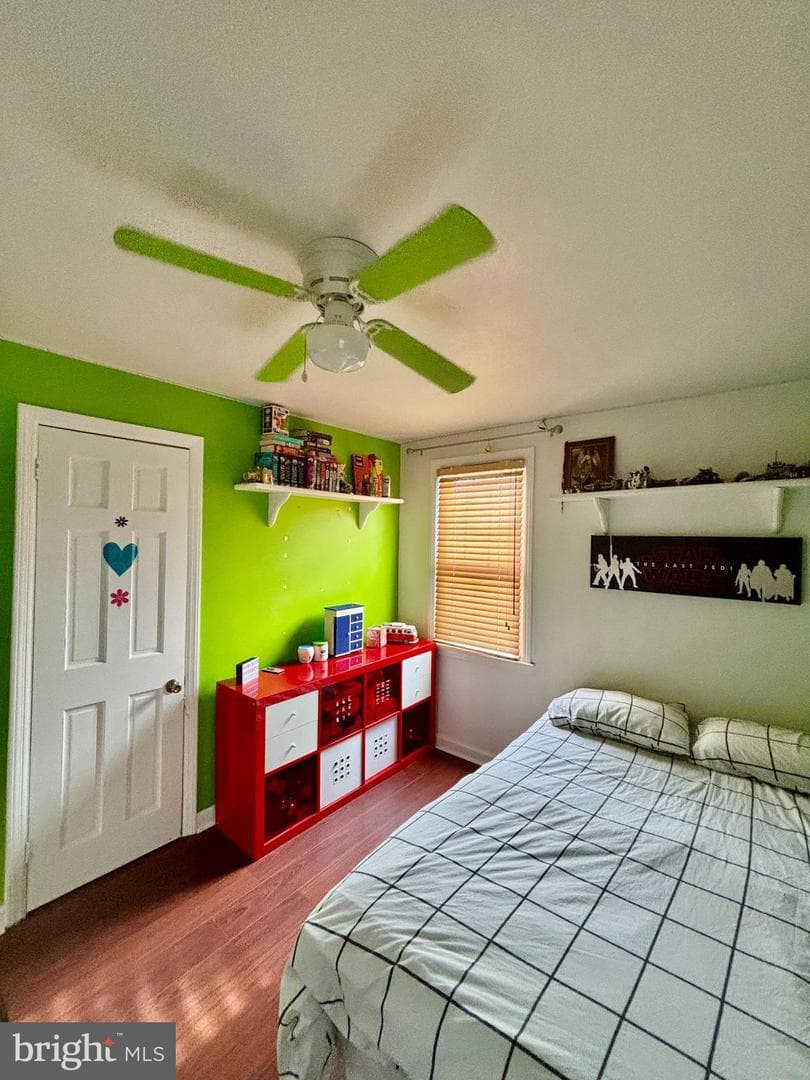 8012 Lawndale Avenue photo 32