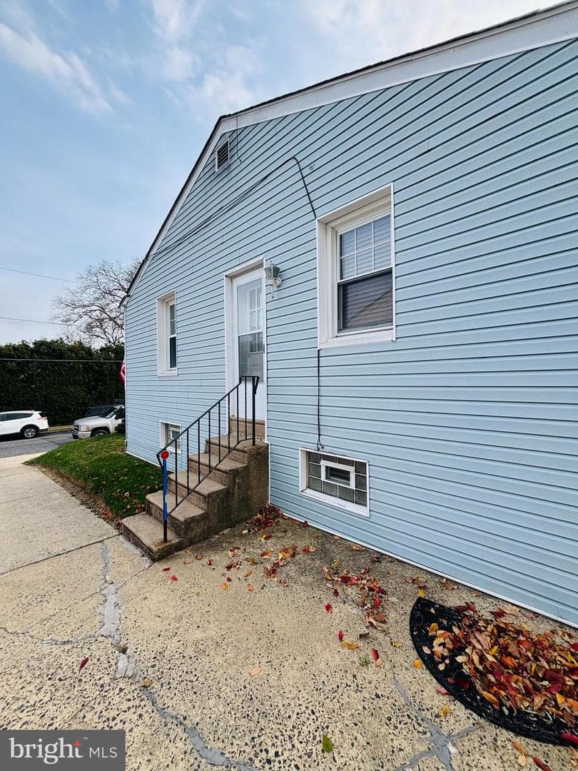8012 Lawndale Avenue photo 5