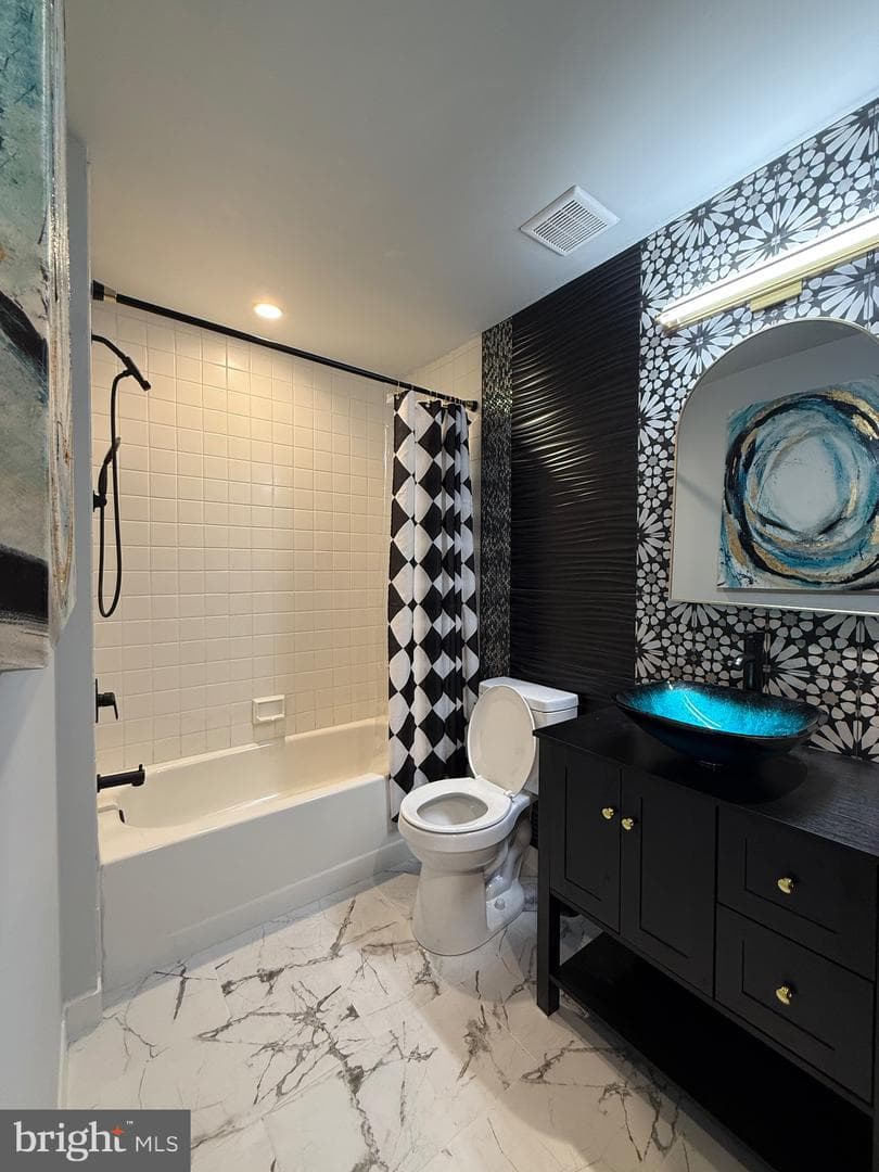 1601 Spring Garden Street #318 photo 17