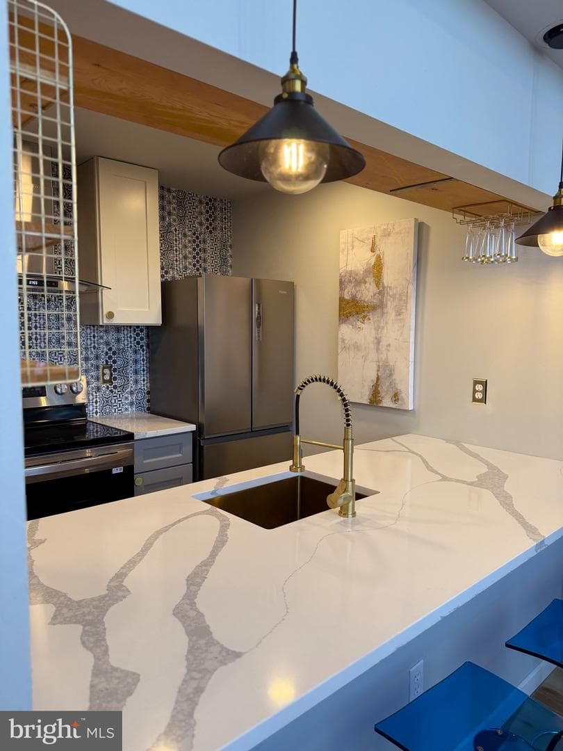 1601 Spring Garden Street #318 photo 4