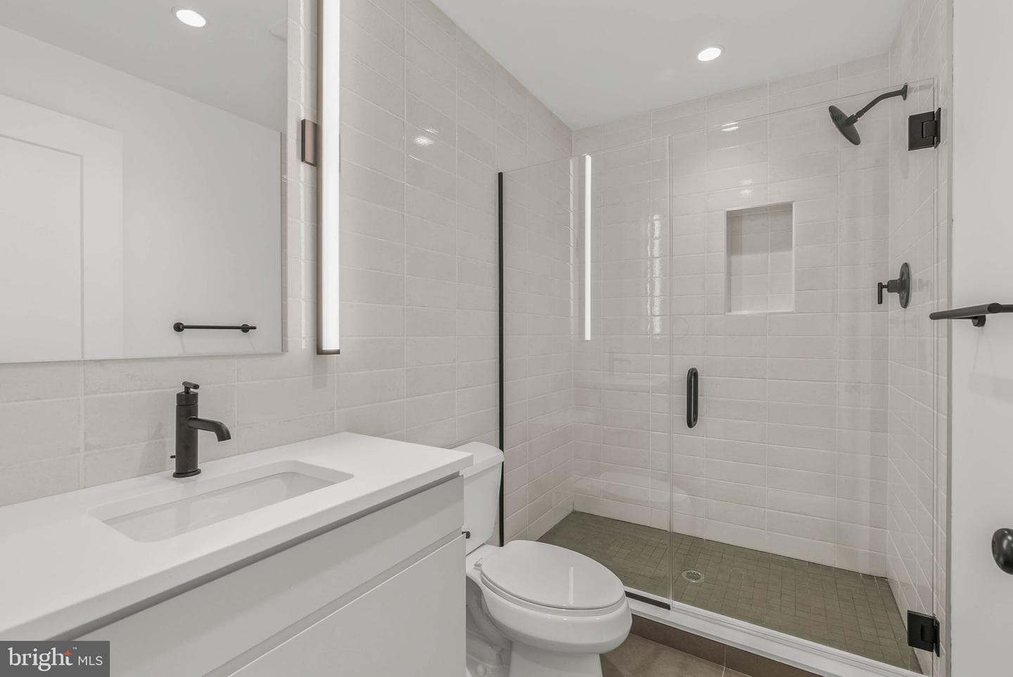 660 Fairmount Avenue photo 27