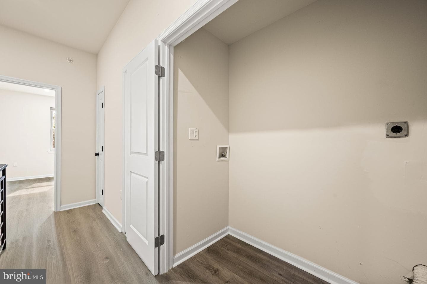 4828 Greenway Avenue photo 16