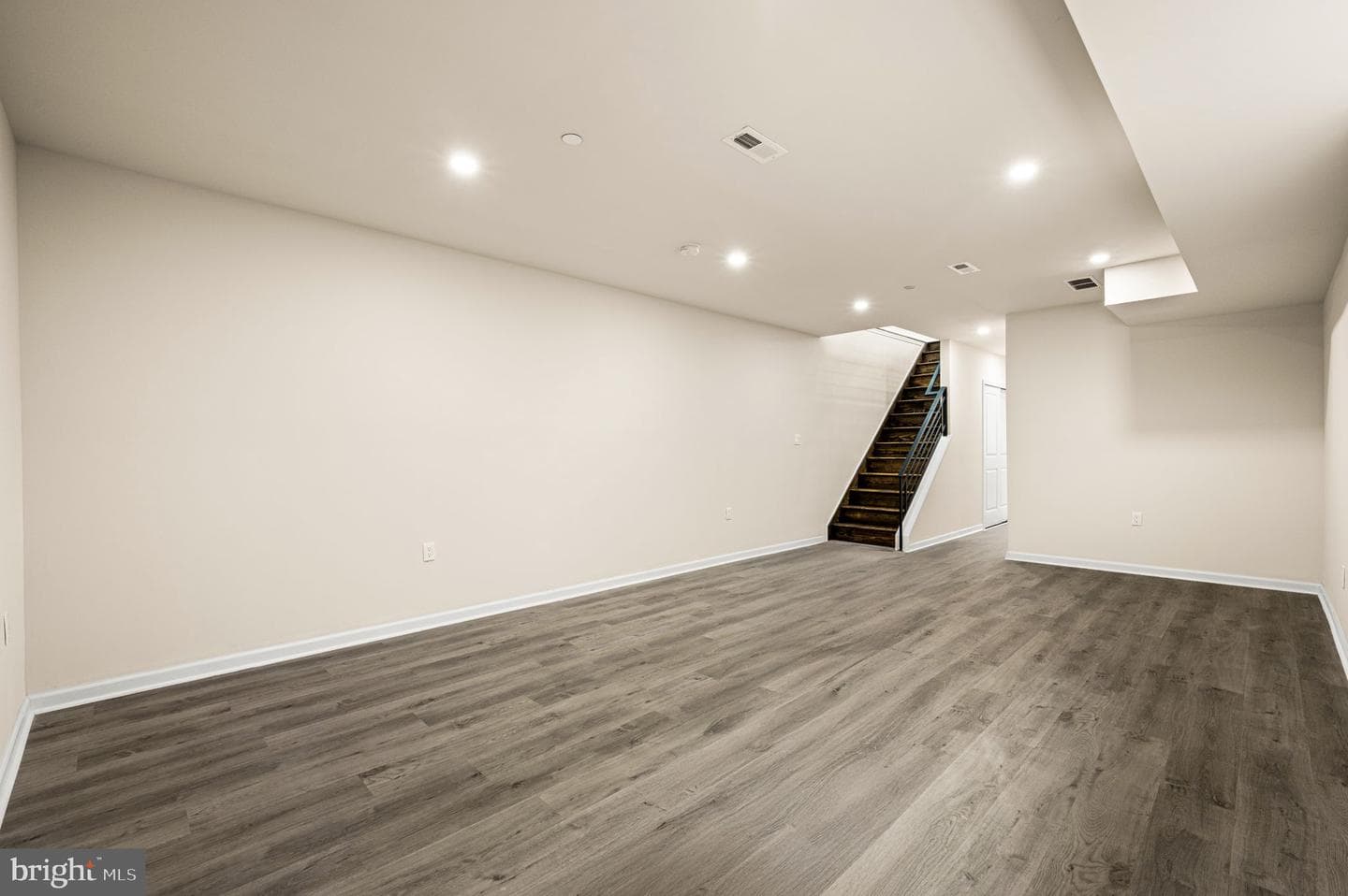 4828 Greenway Avenue photo 24
